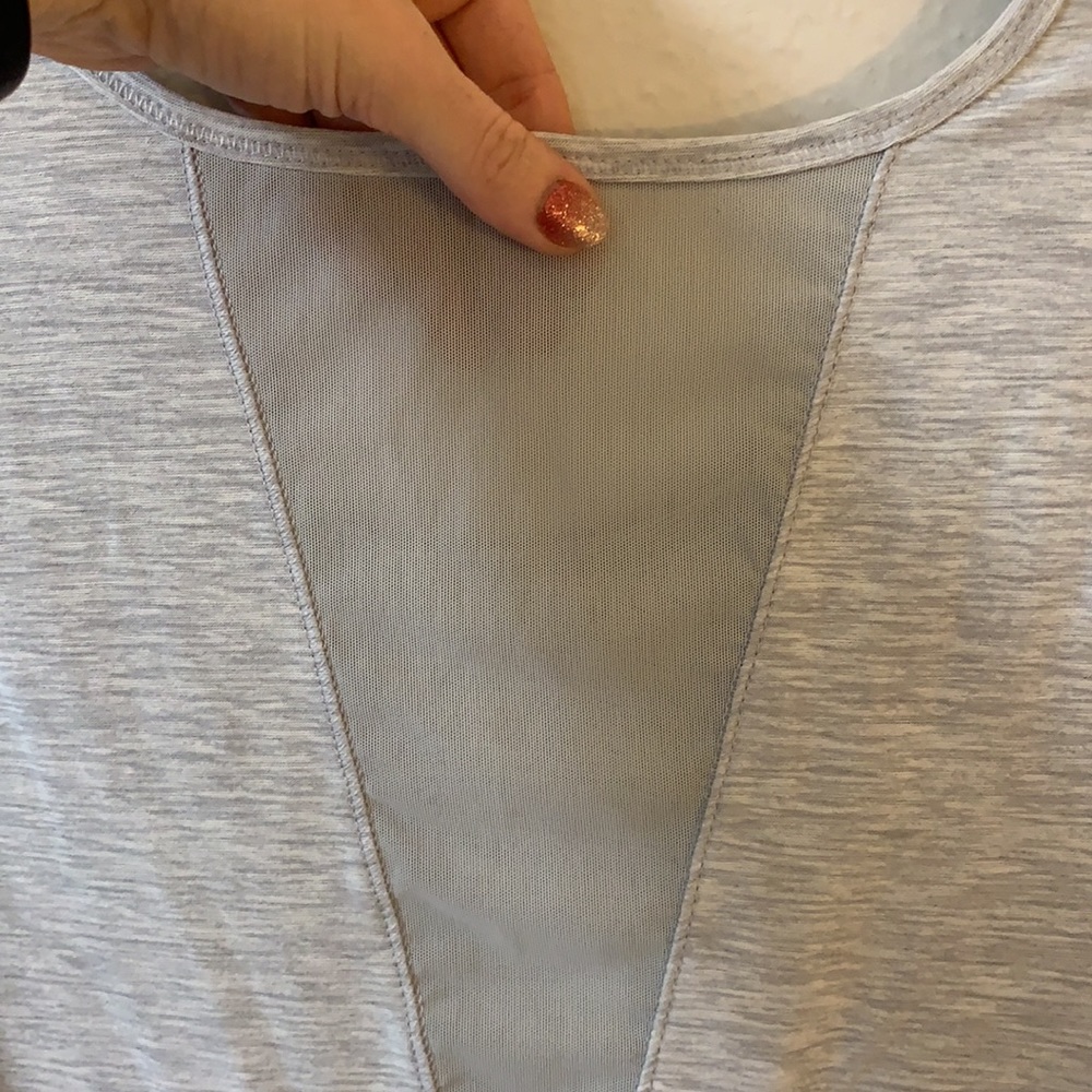 Old Navy Activewear Top - Picture 3 of 3